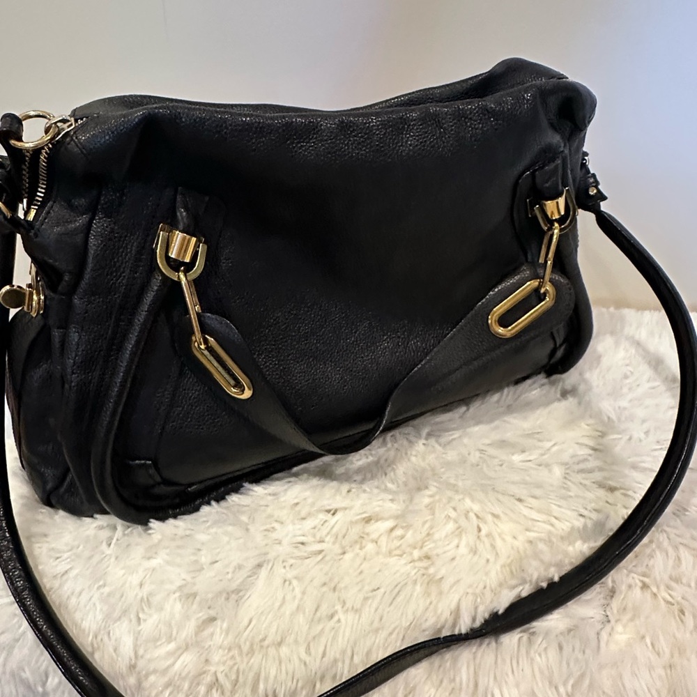 Chloe Paratay Black Elegant Black Leather Handbag - Picture 8 of 16